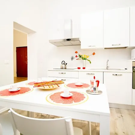 Innpisarentals - Casa Dei Mercanti Apartment *